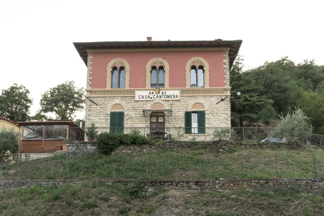 Hotel Sosta Alla Cantoniera San Piero a Sieve Exterior foto